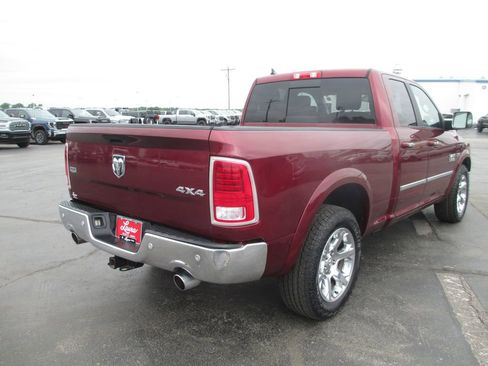 Used 2017 RAM 1500 Laramie AWD/4WD image 6