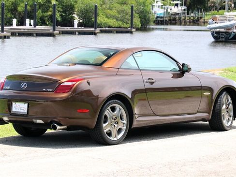Used 2006 Lexus SC 430 Convertible RWD image 3