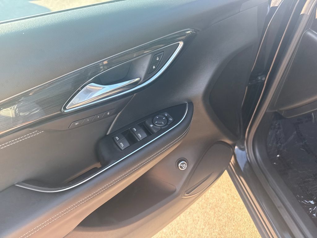 Used 2023 Buick Envision Essence AWD/4WD image 11