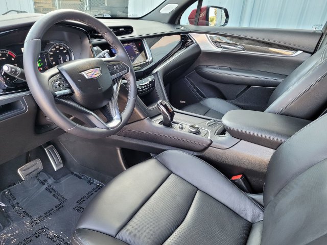 Used 2023 Cadillac XT6 Sport AWD/4WD image 10