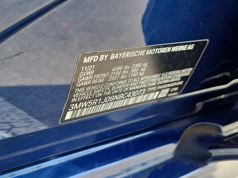 Used 2022 BMW 330i Sedan w/ Driving Assistance Package image 28