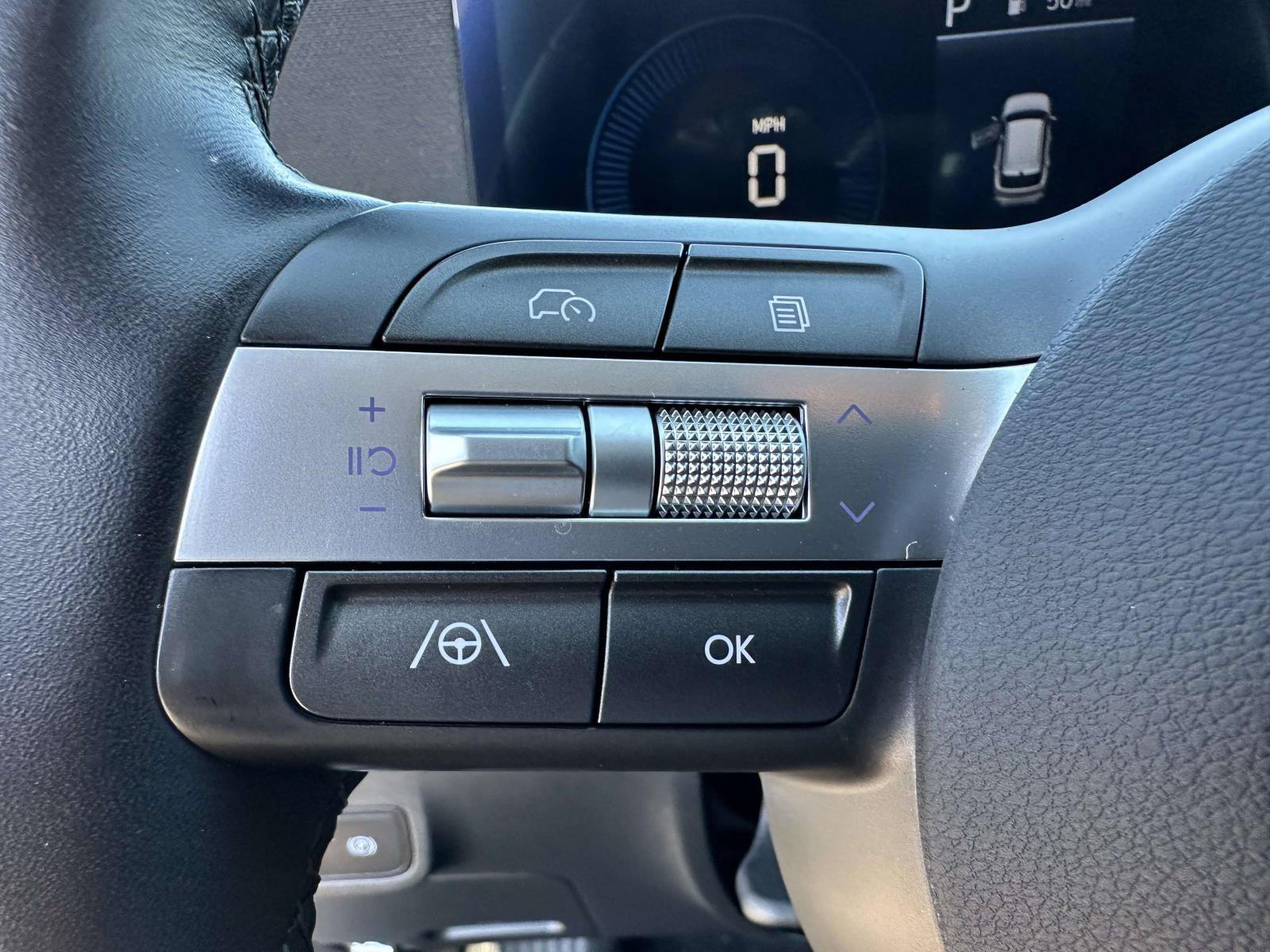 Used 2025 Hyundai Kona SEL FWD image 20
