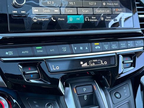 New 2026 Honda Odyssey Touring image 19