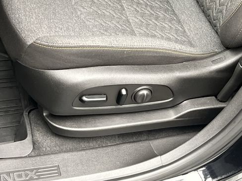 Certified 2023 Chevrolet Equinox LT image 10