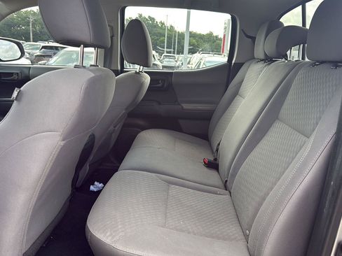 Used 2021 Toyota Tacoma SR w/ SR Convenience Package RWD image 11