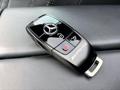 Used 2024 Mercedes-Benz GLE 53 AMG 4MATIC Coupe image 14