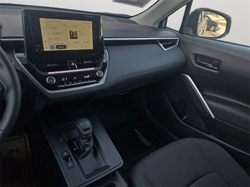 Certified 2026 Toyota Corolla Cross LE image 16