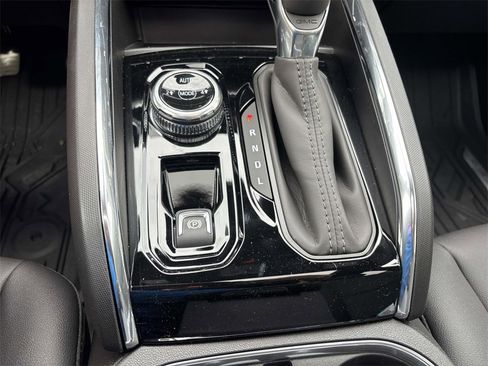 New 2025 GMC Canyon Elevation w/ Convenience Package image 12