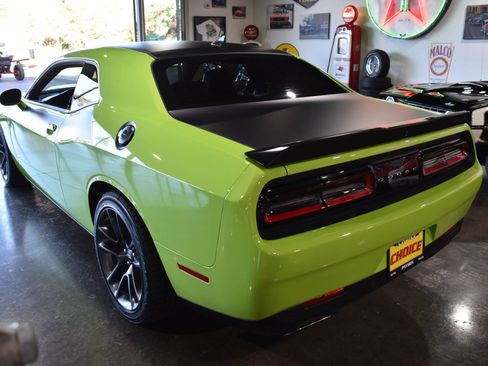 Used 2023 Dodge Challenger R/T w/ T/A Package RWD image 6