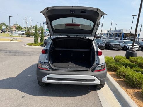 Certified 2023 Hyundai Kona SEL w/ Cargo Package FWD image 9