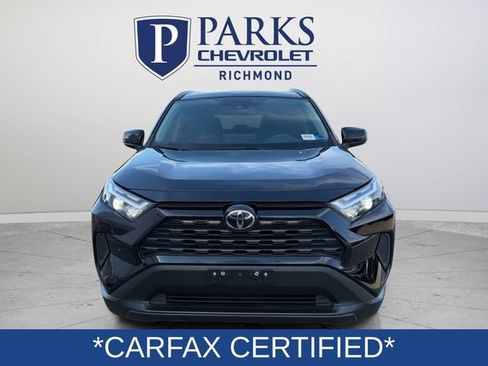 Used 2022 Toyota RAV4 XLE w/ Convenience Package AWD/4WD image 2
