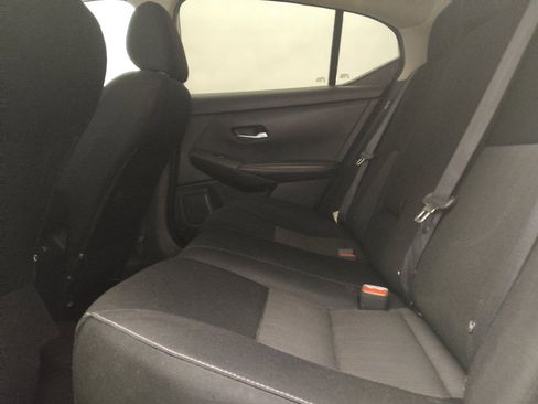 Used 2020 Nissan Sentra SV FWD image 18