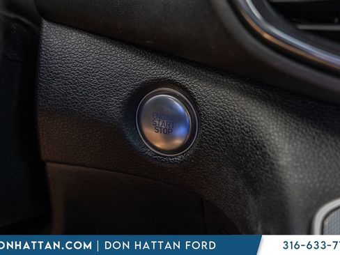 Used 2023 Hyundai Santa Fe SEL FWD image 16