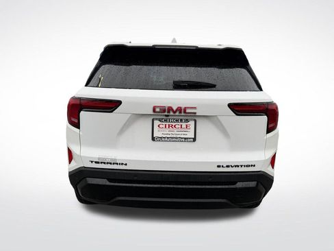 Used 2025 GMC Terrain Elevation w/ Black Edition image 5