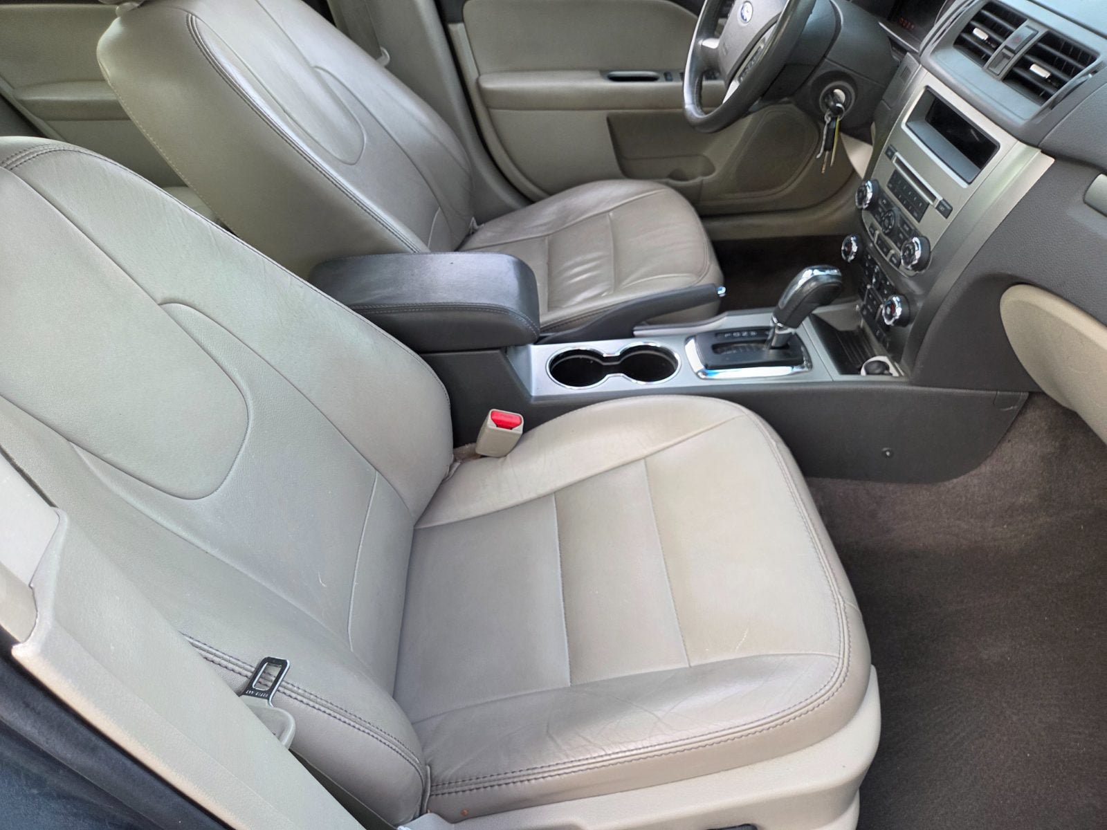 Used 2012 Ford Fusion Hybrid FWD image 15