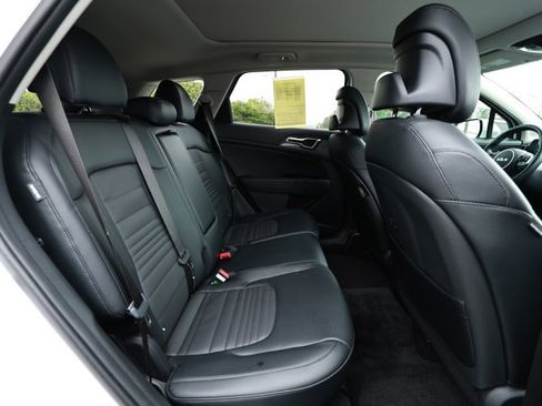 Used 2025 Kia Sportage SX FWD image 33