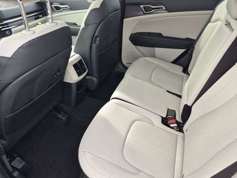 New 2026 Kia Sportage EX image 12
