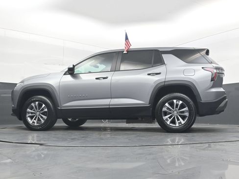 Used 2026 Chevrolet Equinox LT FWD image 27