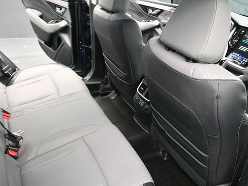 Used 2023 Subaru Outback Limited image 18