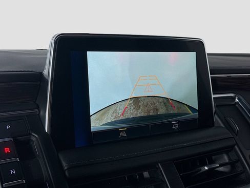 Used 2022 Chevrolet Tahoe LT AWD/4WD image 15