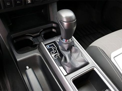 Used 2023 Toyota Tacoma TRD Off-Road image 22