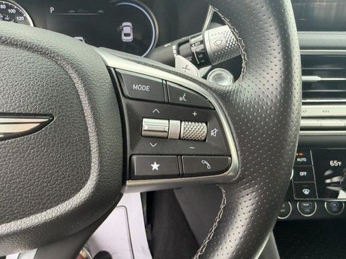 Used 2025 Genesis G70 2.5T AWD/4WD image 17