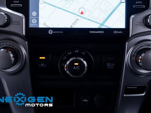 Used 2021 Toyota 4Runner SR5 Premium image 13