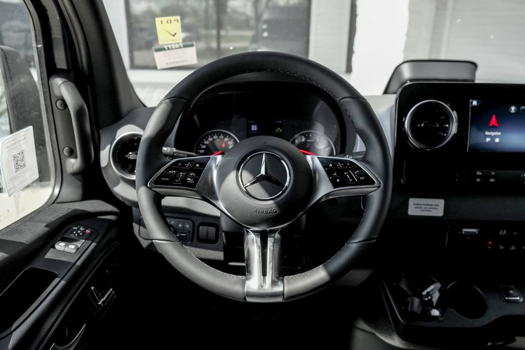 Used 2026 Mercedes-Benz Sprinter 2500 image 18