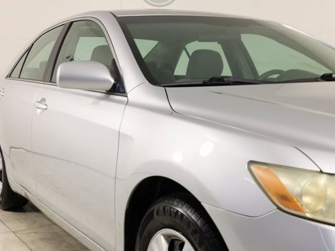 Used 2009 Toyota Camry LE image 29