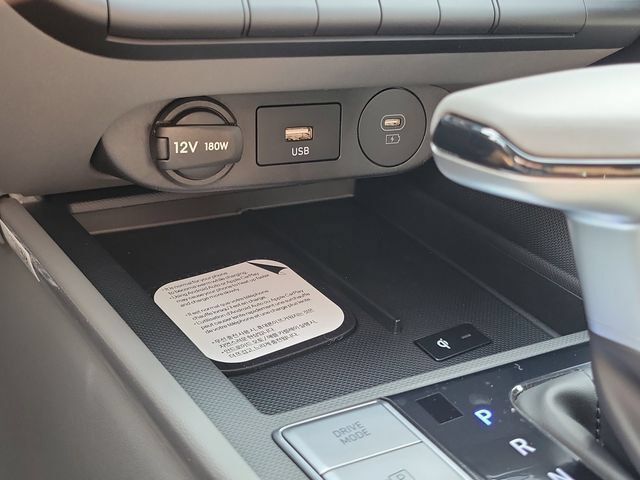 New 2026 Hyundai Elantra Sport FWD image 13