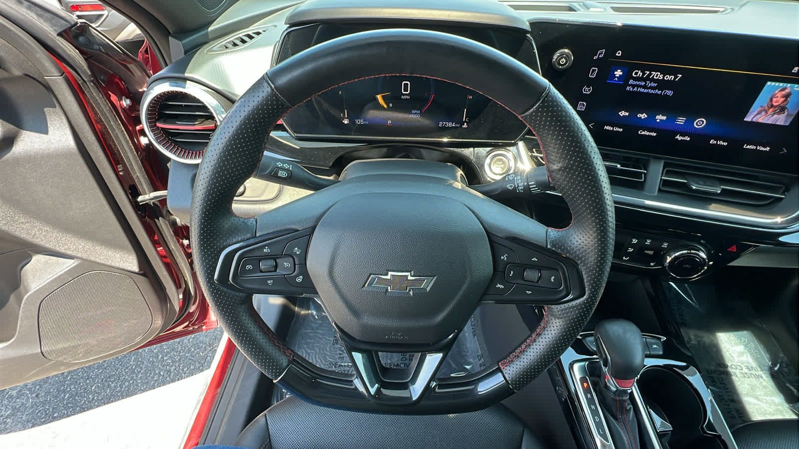 Used 2025 Chevrolet Trax RS w/ Driver Confidence Package FWD image 18