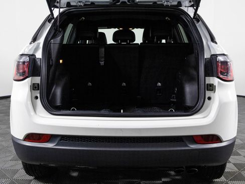 Used 2022 Jeep Compass Altitude w/ Convenience Group image 38