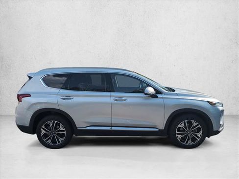 Used 2019 Hyundai Santa Fe FWD image 4