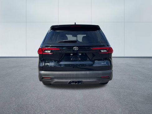 Used 2026 Toyota Grand Highlander XLE image 6