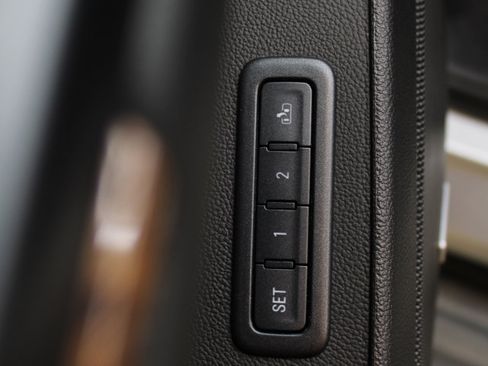 Used 2015 Chevrolet Tahoe LTZ image 26