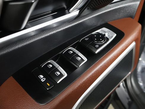 Used 2024 Kia Telluride EX w/ EX Captain's Chair Package image 41