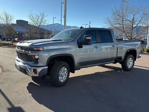 New 2026 Chevrolet Silverado 2500 LT w/ All Star Edition image 3