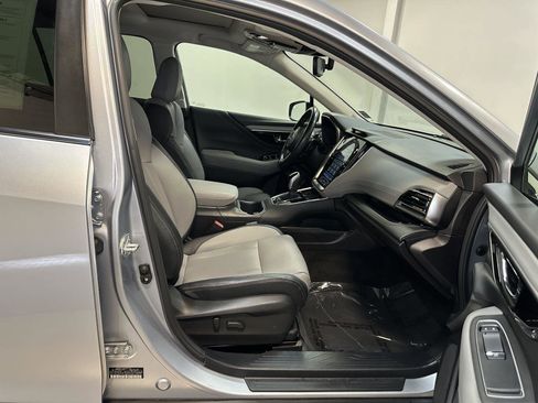 Used 2023 Subaru Outback Limited AWD/4WD image 39
