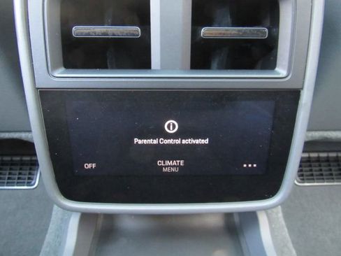 Used 2022 Porsche Taycan 4S image 28