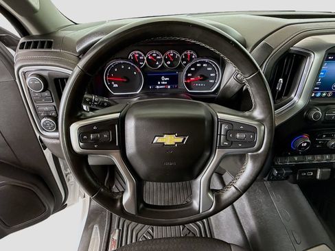 Used 2023 Chevrolet Silverado 2500 LT AWD/4WD image 11