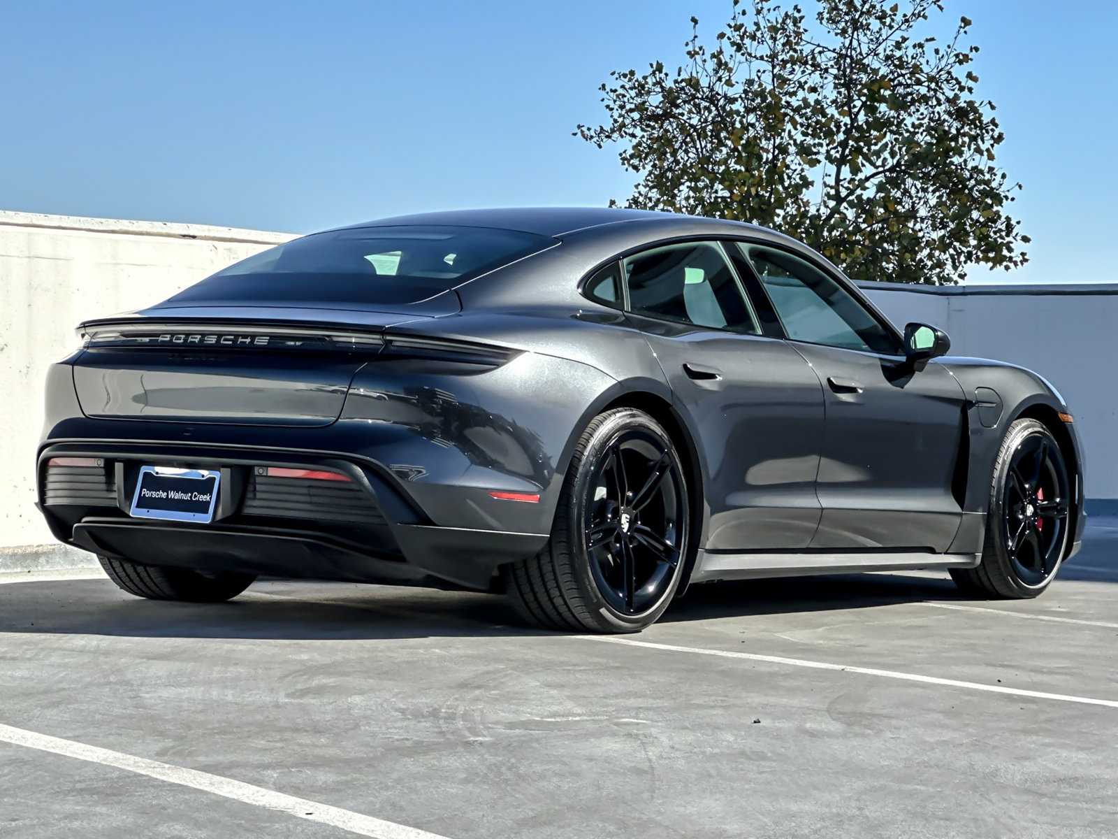 Certified 2025 Porsche Taycan 4S AWD/4WD image 9