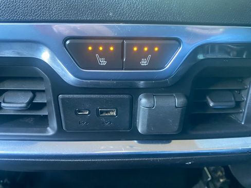 Used 2020 GMC Sierra 1500 SLT w/ SLT Convenience Package image 23