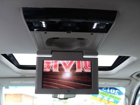 Used 2015 GMC Yukon SLT w/ Open Road Package image 27