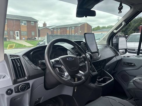 Used 2016 Ford Transit 350 XLT RWD image 22