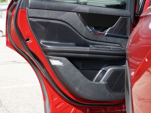 Used 2022 Lincoln Corsair Reserve w/ Elements Package image 22