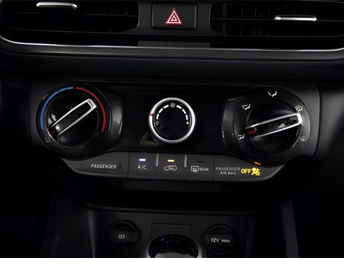 Used 2023 Hyundai Kona SEL w/ Cargo Package image 20