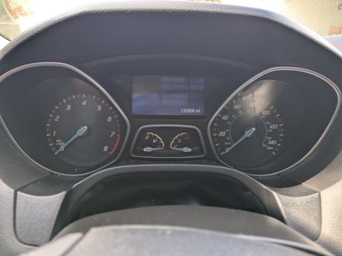 Used 2014 Ford Focus SE w/ SE Sport Package FWD image 23