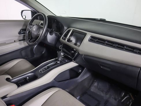 Used 2019 Honda HR-V EX-L image 28