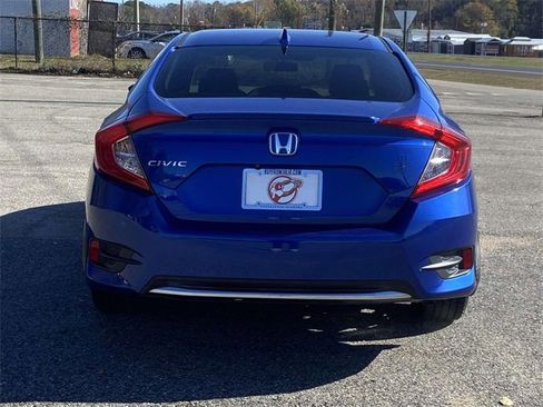 Used 2019 Honda Civic EX image 4