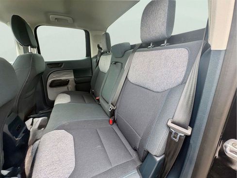 Used 2025 Ford Maverick XLT FWD image 11